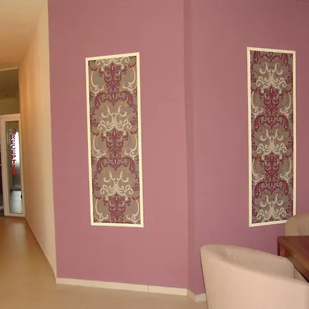 ホテル Liliacul クルージュ＝ナポカ