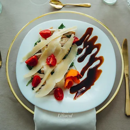 Готель Liliacul