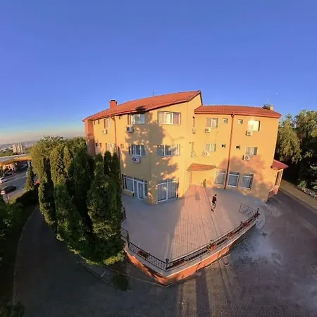 Готель Liliacul 3*