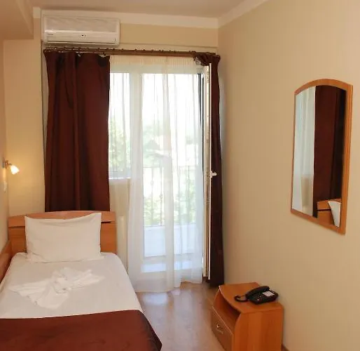 Liliacul Hotel Kluž